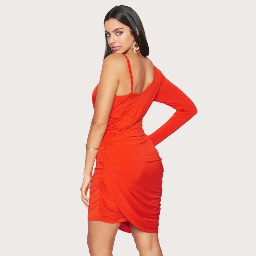 bebe | Shirred Bodycon Dress | Poinciana - Picture 2 of 3